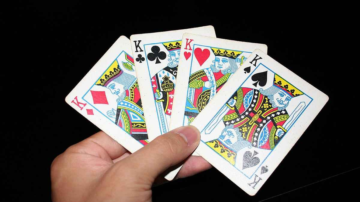 九九扑克牌游戏-快盈国际体育